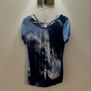 Cute blue the dye top